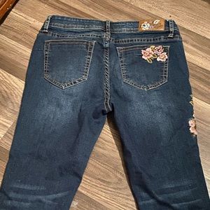 Grace in LA jeans, embroidered flowers